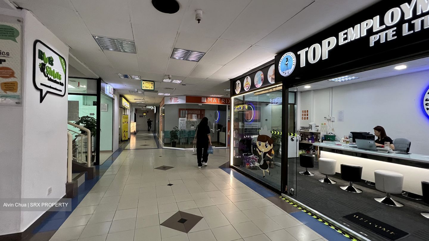 Bukit Timah Shopping Centre (D21), Retail #559937381
